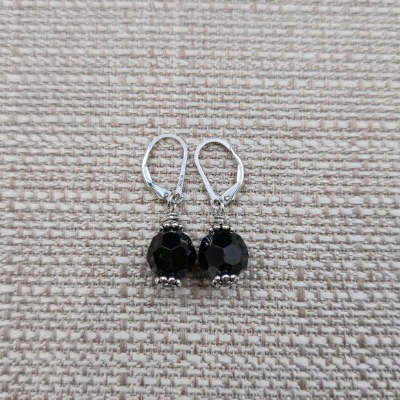 Jewelry - Sterling Silver Black Faceted Crystal Dangle Earrings A6917